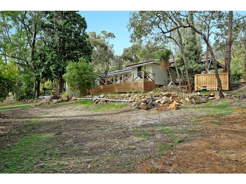 395 Ryecroft Rd, Darlington WA 6070