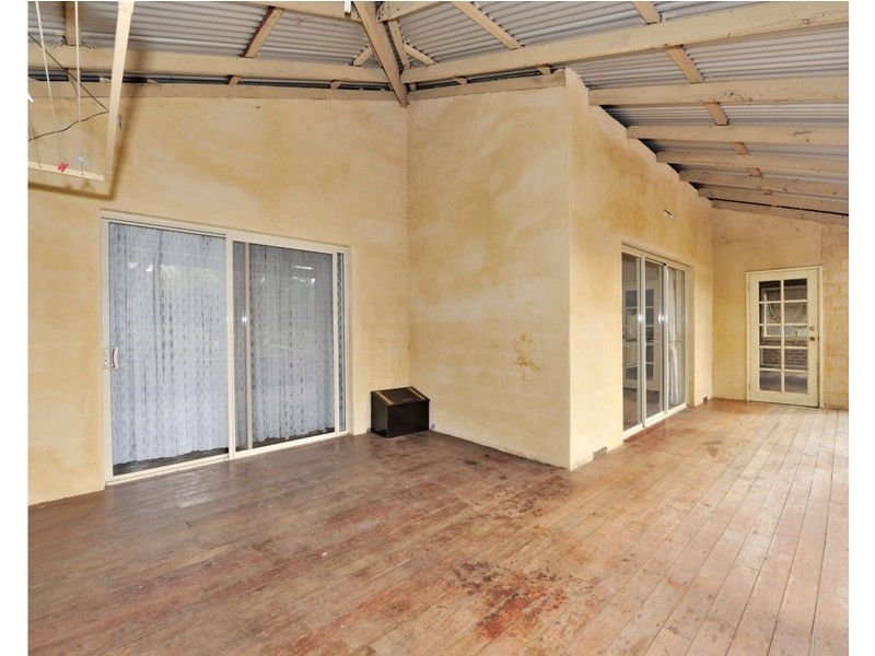 114 Innamincka Road, Greenmount WA 6056