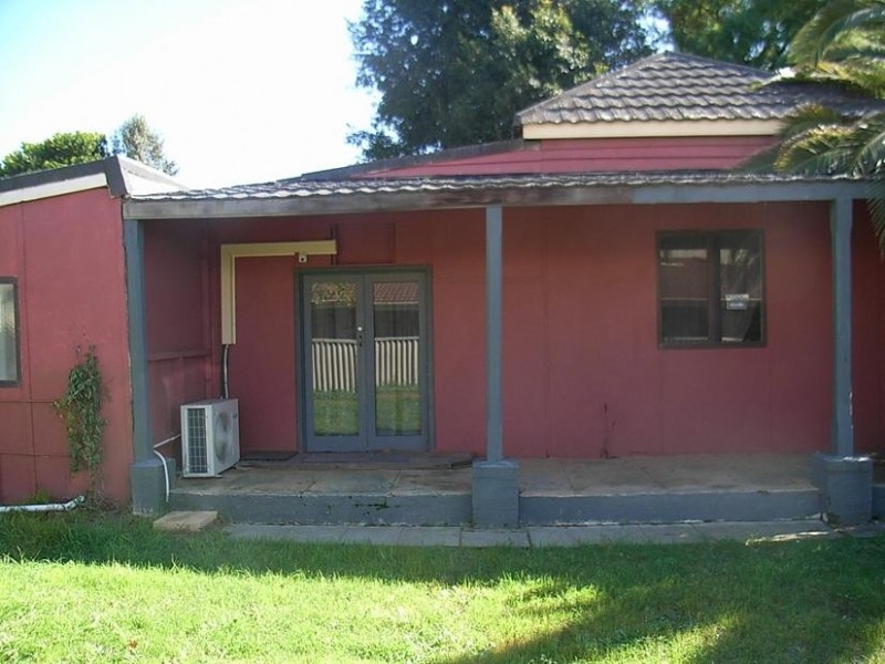 19 Kidman Avenue, South Guildford WA 6055