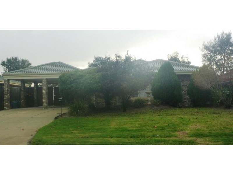 37 Waterlily Drive, Stratton WA 6056