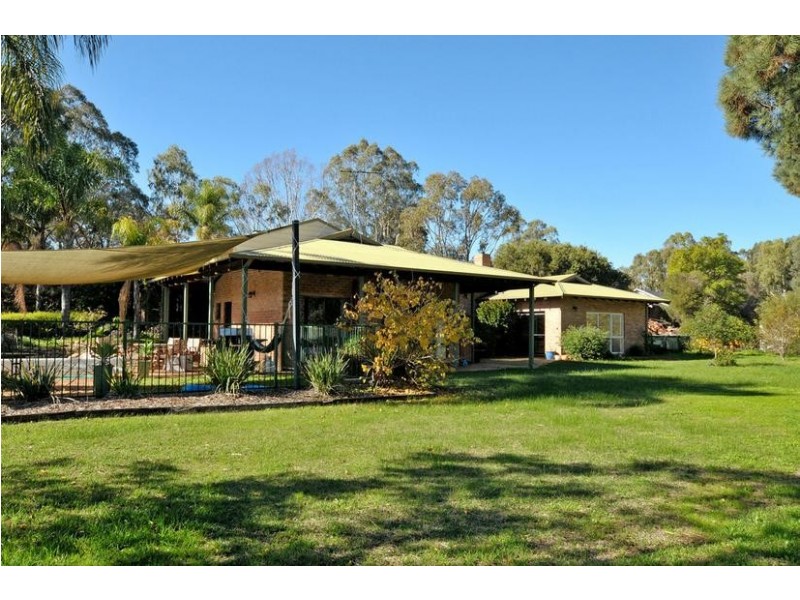 1220 Katherine Street, Helena Valley WA 6056