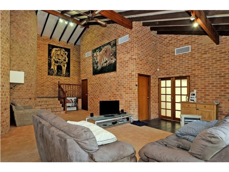 1220 Katherine Street, Helena Valley WA 6056