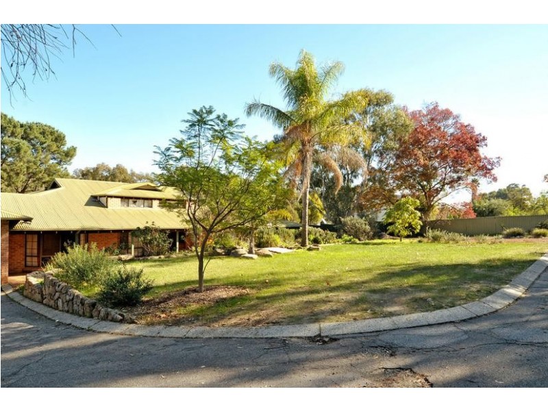 1220 Katherine Street, Helena Valley WA 6056