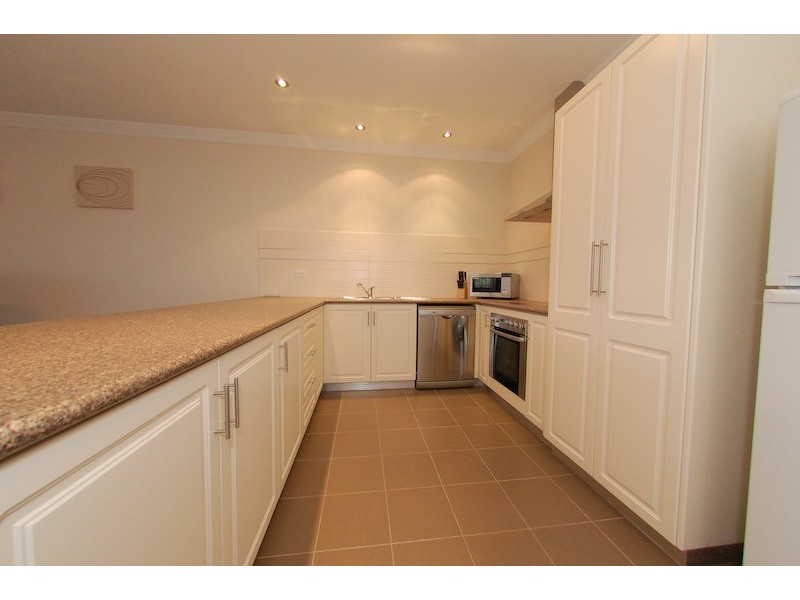 4/34 The Crescent, Midland WA 6056