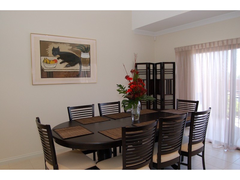 4/34 The Crescent, Midland WA 6056