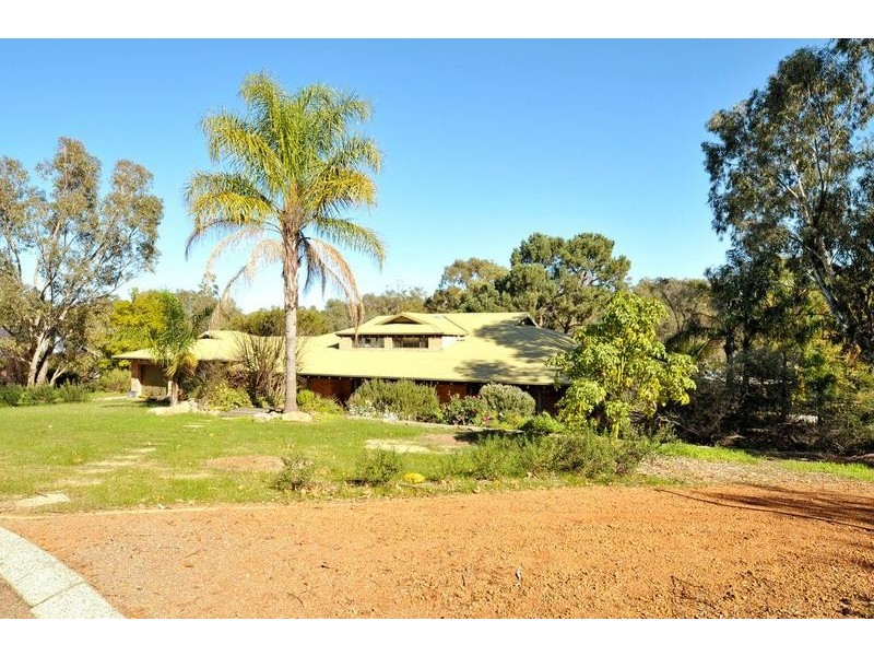 1220 Katharine Street, Helena Valley WA 6056