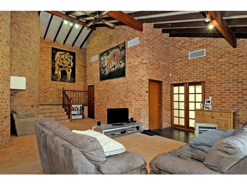 1220 Katharine Street, Helena Valley WA 6056