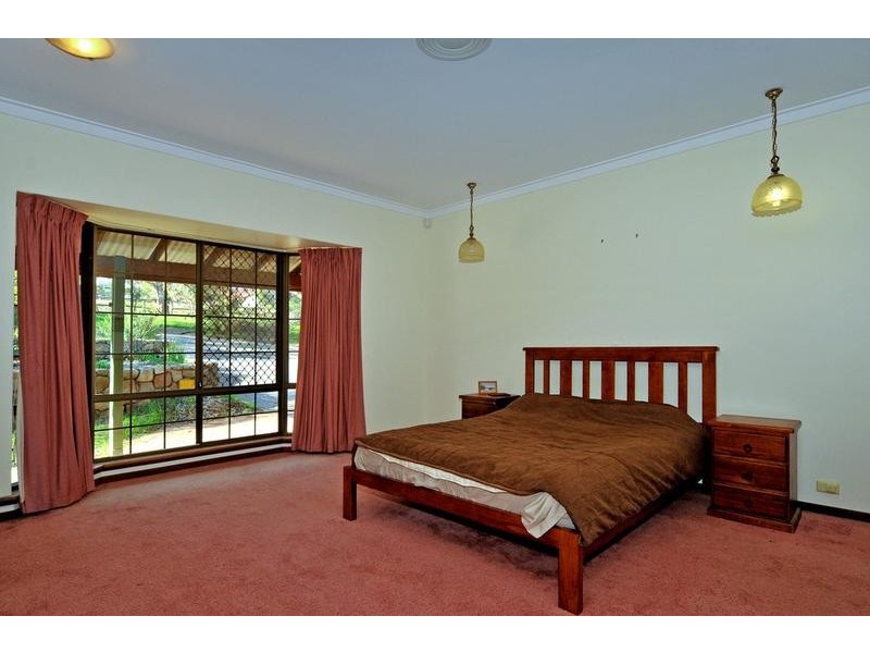 1220 Katharine Street, Helena Valley WA 6056