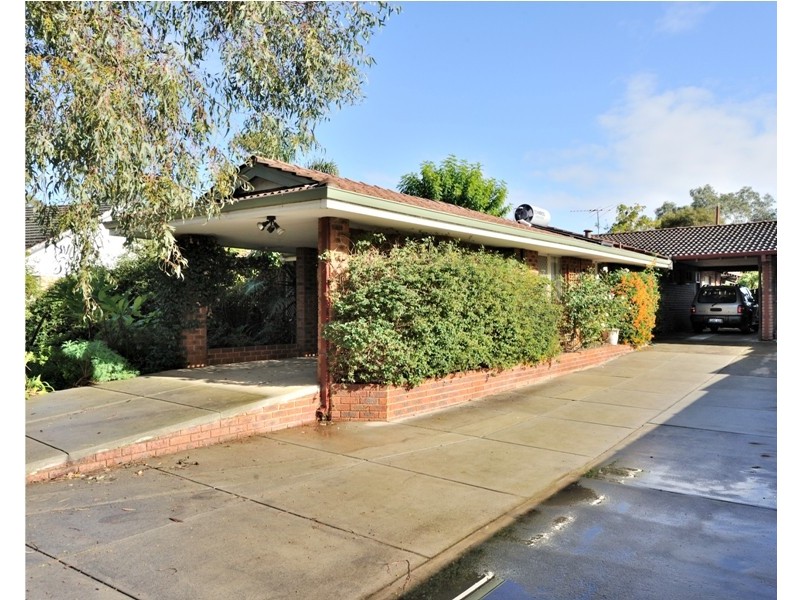 20B Robertson Street, Hazelmere WA 6055