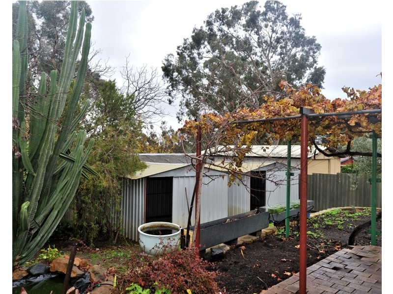20 The Crescent, Helena Valley WA 6056