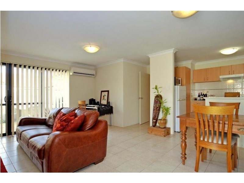 4/79 Sayer Street, Midland WA 6056