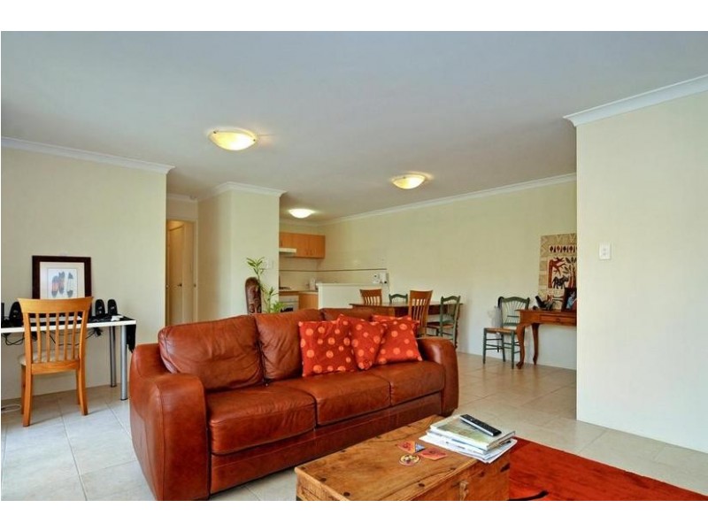 4/79 Sayer Street, Midland WA 6056