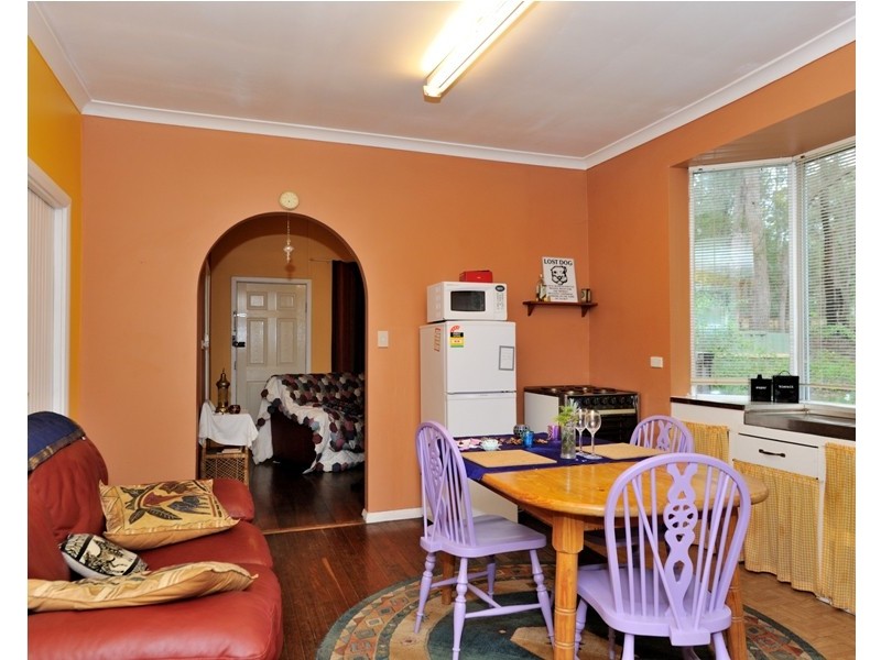 2 Grancey Avenue, Mundaring WA 6073