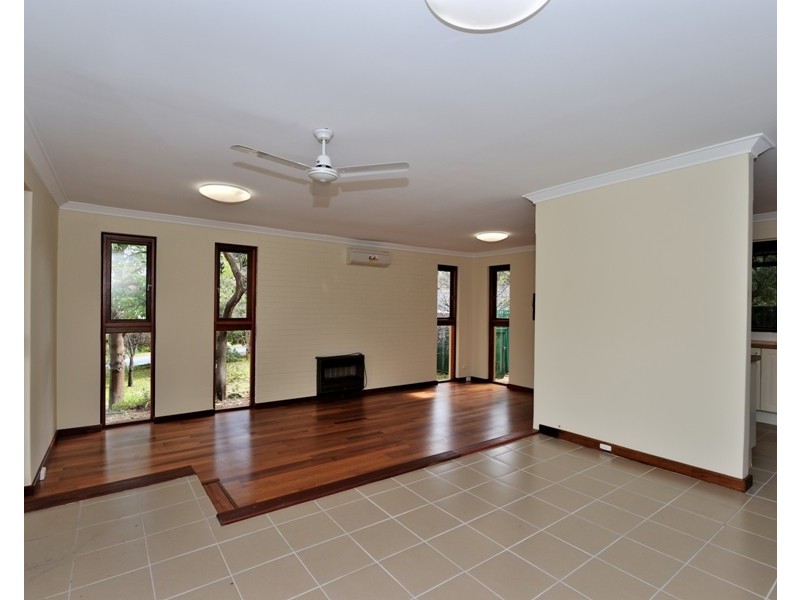 5 Waylen Road, Darlington WA 6070