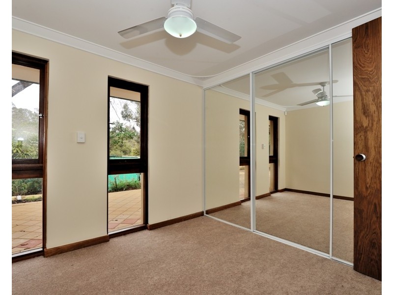 5 Waylen Road, Darlington WA 6070
