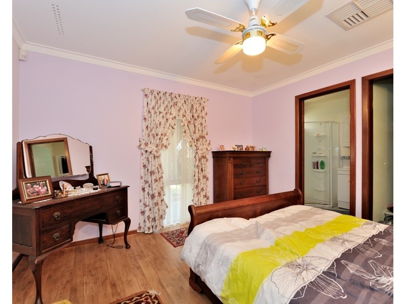 60 Horwood Road, Swan View WA 6056