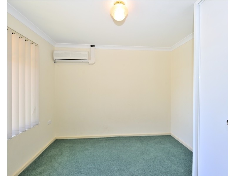 8/22 Avon Crescent, Viveash WA 6056