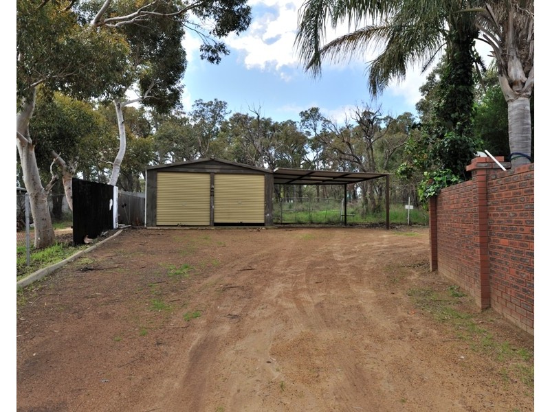 9 Irwin Place, Maida Vale WA 6057