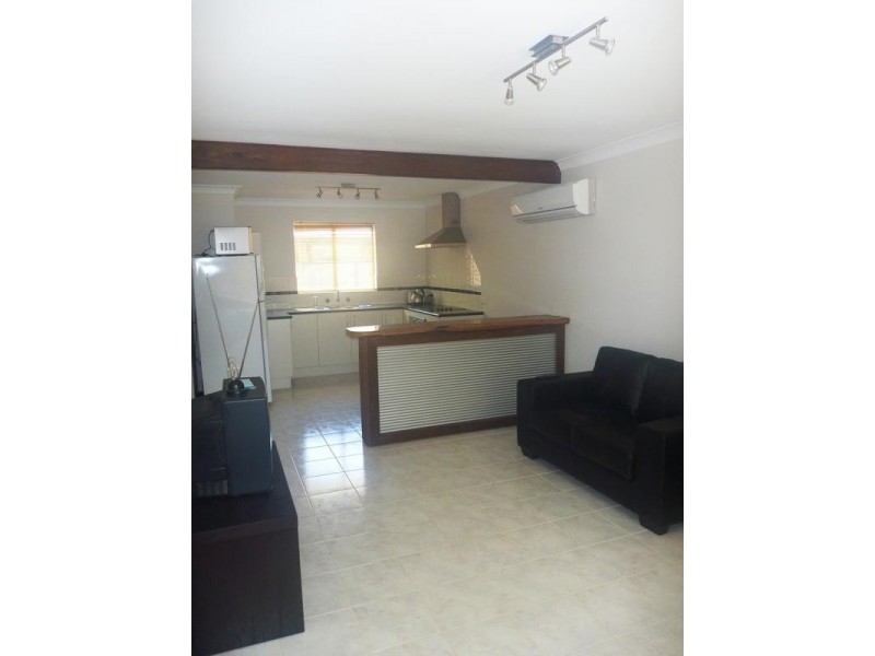 36 John Street, Midland WA 6056