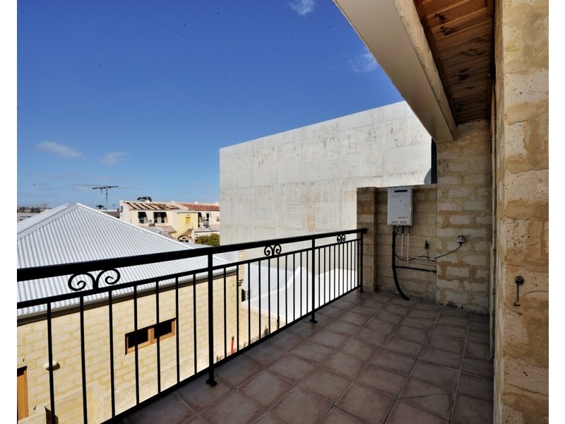 3/26 The Crescent, Midland WA 6056