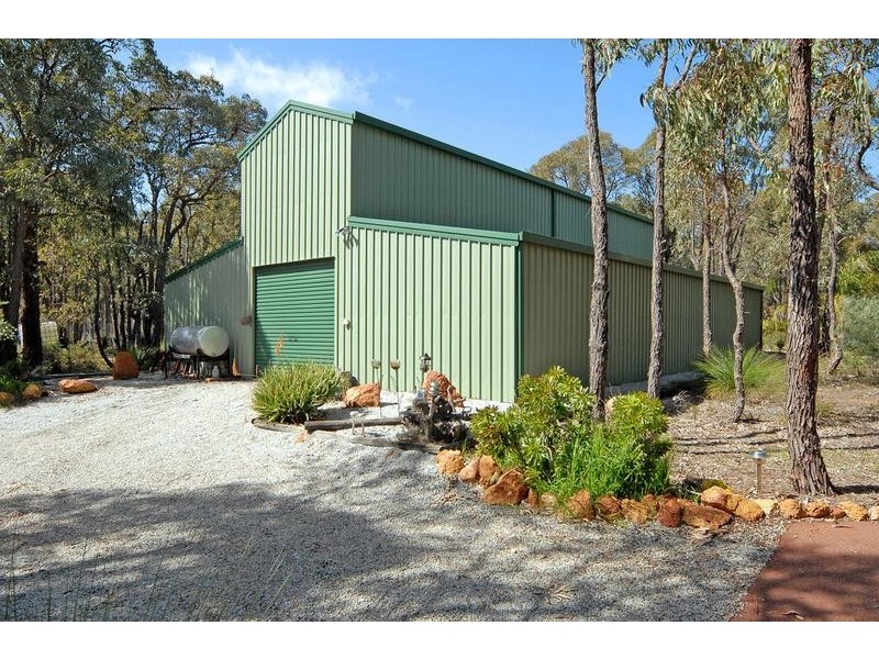 66 Dinsdale Road, Gidgegannup WA 6083