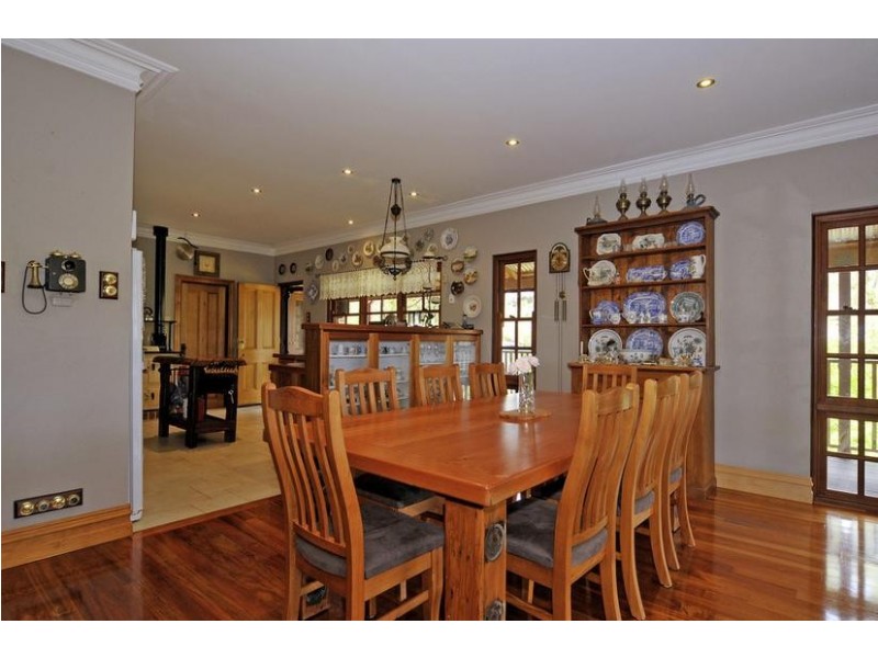 729 Reen Road, Gidgegannup WA 6083