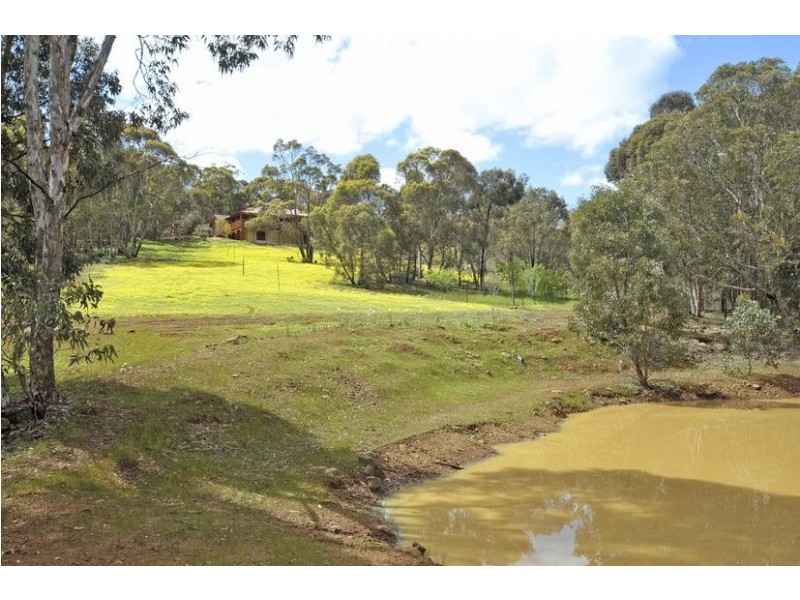 729 Reen Road, Gidgegannup WA 6083