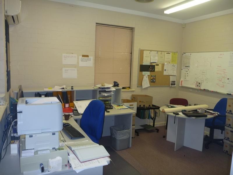 15 Spring Park Road, Midland WA 6056