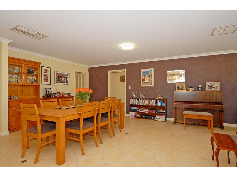 87 Dongara Circle, Jane Brook WA 6056