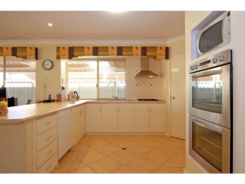 87 Dongara Circle, Jane Brook WA 6056