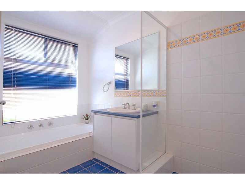 87 Dongara Circle, Jane Brook WA 6056