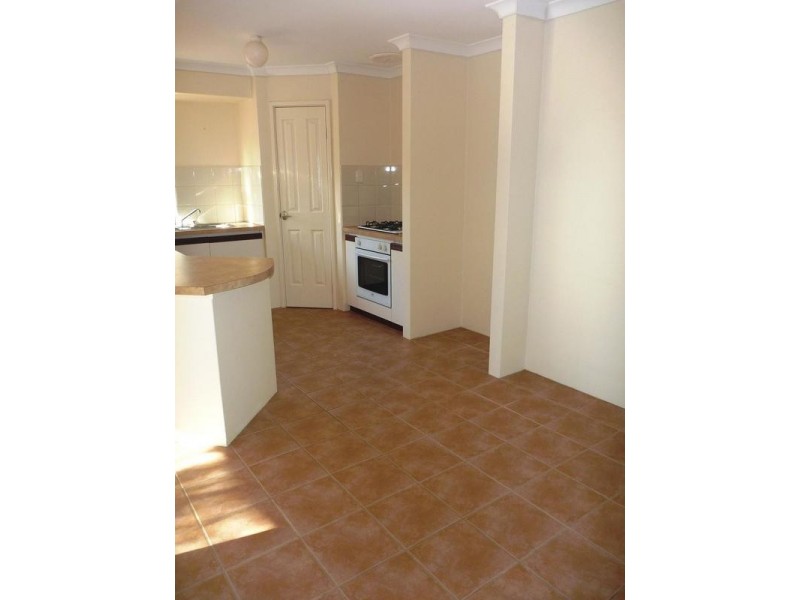 25A Mathoura Street, Midland WA 6056