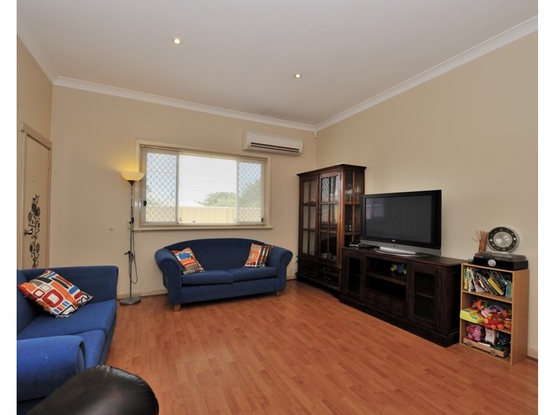 38 Margaret Street, Midland WA 6056