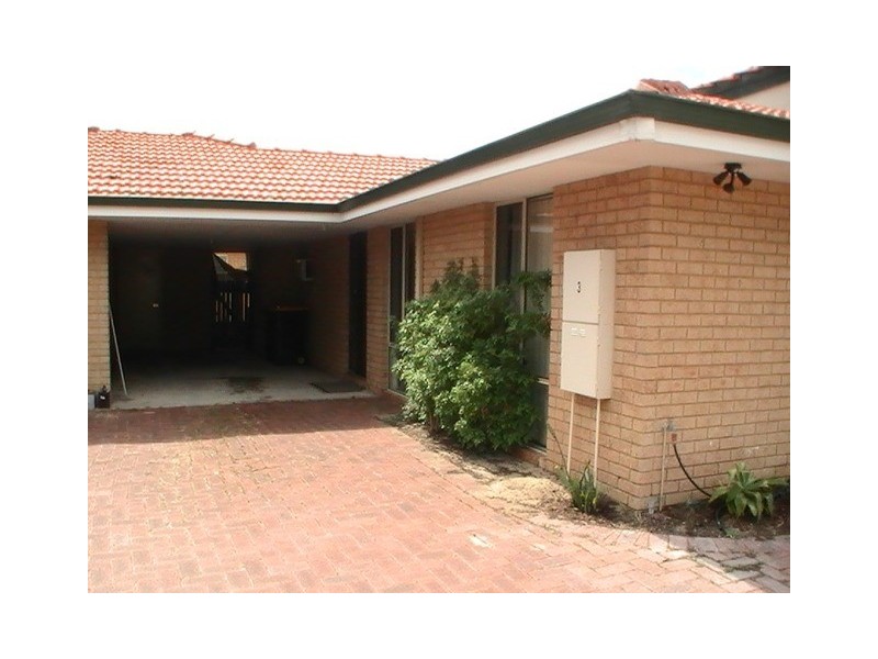 3/5 Charles East Street, Midland WA 6056