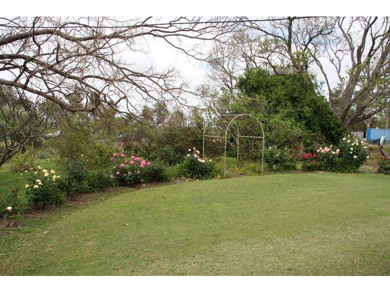 32 Dale Road, Middle Swan WA 6056