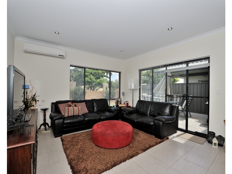 28 Atlantic Bend, Bassendean WA 6054