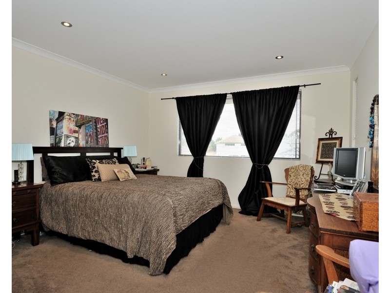 28 Atlantic Bend, Bassendean WA 6054