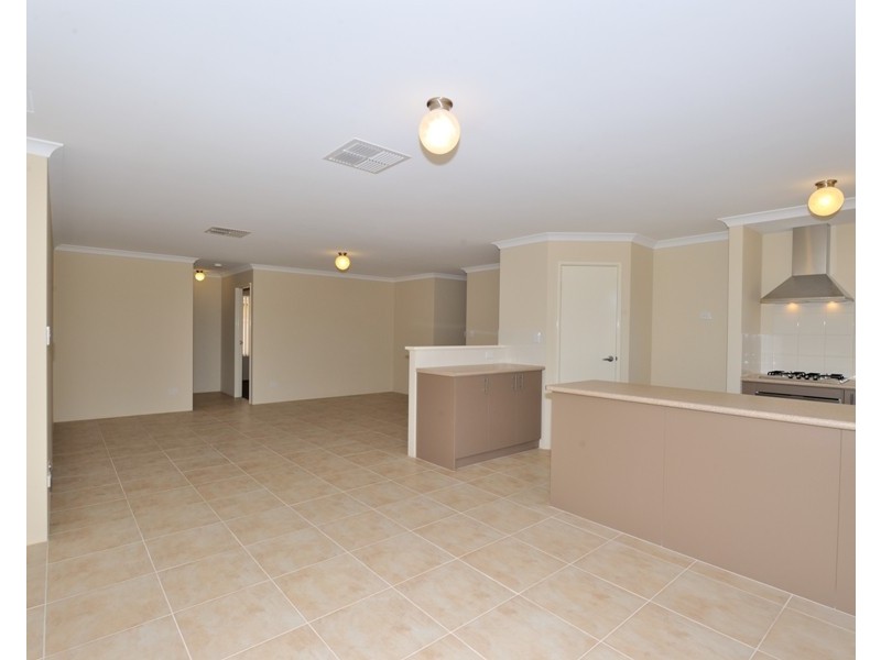 17 Ferguson Street, Middle Swan WA 6056