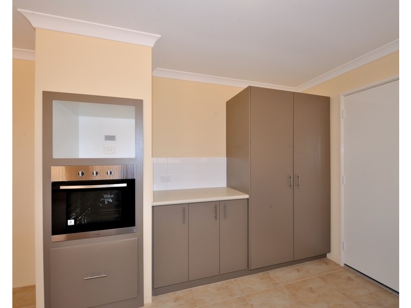 21 Ferguson Street, Middle Swan WA 6056