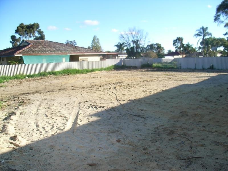 57 Victoria Parade, Midvale WA 6056