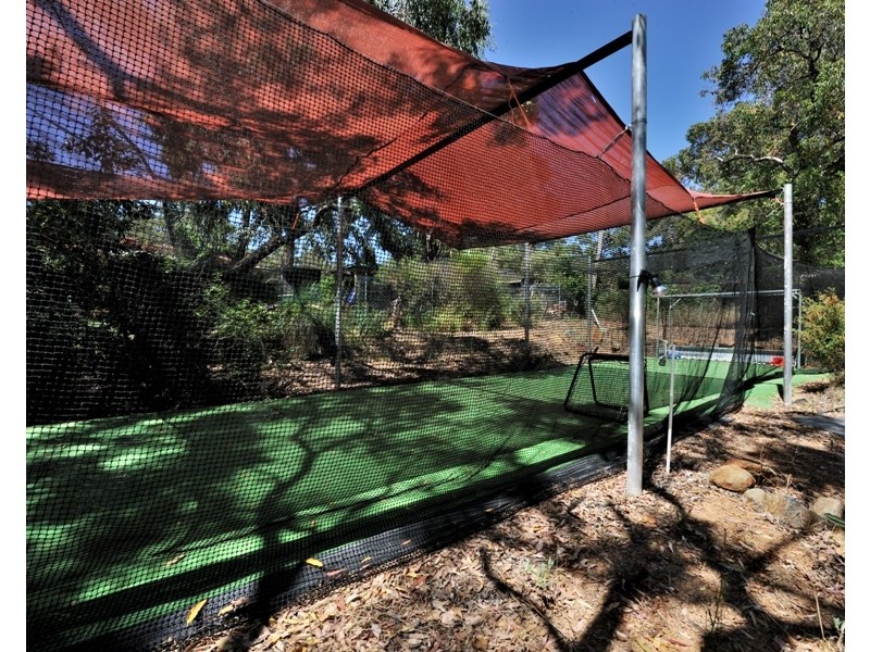 4 Outtrim Road, Glen Forrest WA 6071