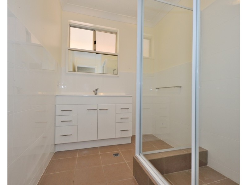 10 Salisbury Road, Midvale WA 6056