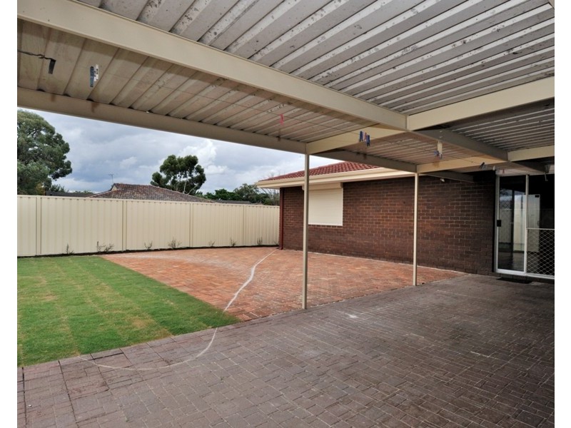 10 Salisbury Road, Midvale WA 6056