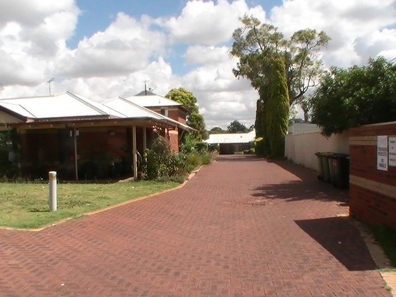 36/22 Devon Road, Bassendean WA 6054