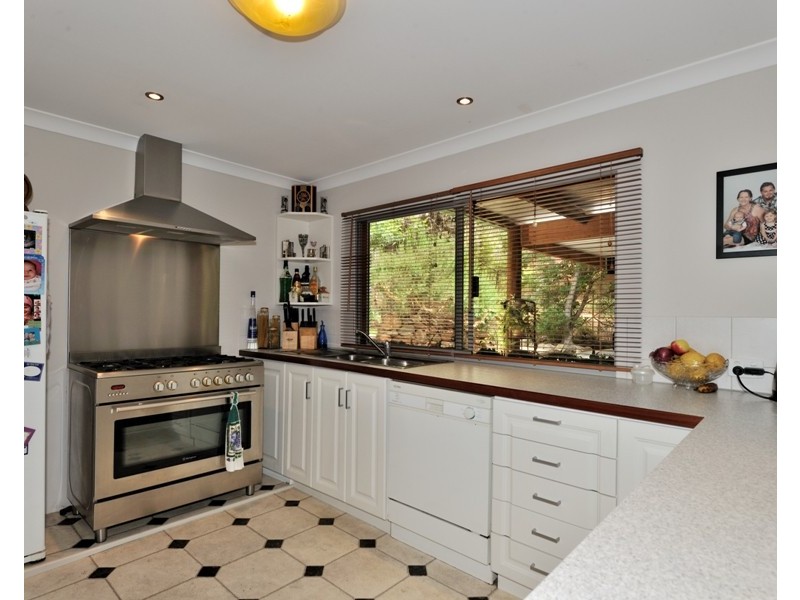 24 Beenong Road, Darlington WA 6070