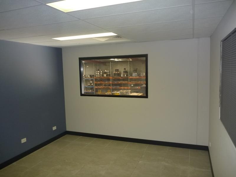 7B Rothschild Place, Midvale WA 6056