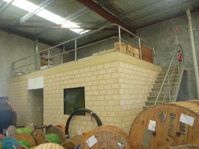 7B Rothschild Place, Midvale WA 6056