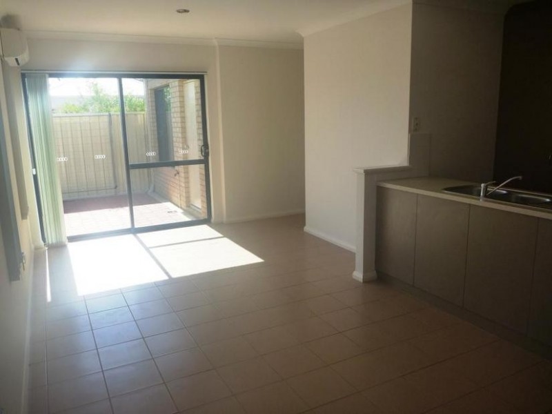 1/11 Hamersley Street, Midland WA 6056