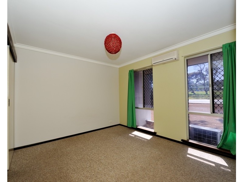 35 Amherst Road, Swan View WA 6056