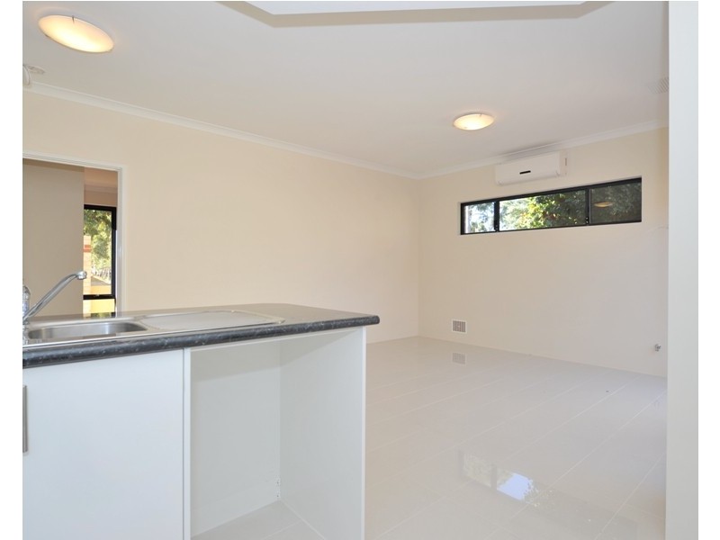 1/9 North Street, Midland WA 6056